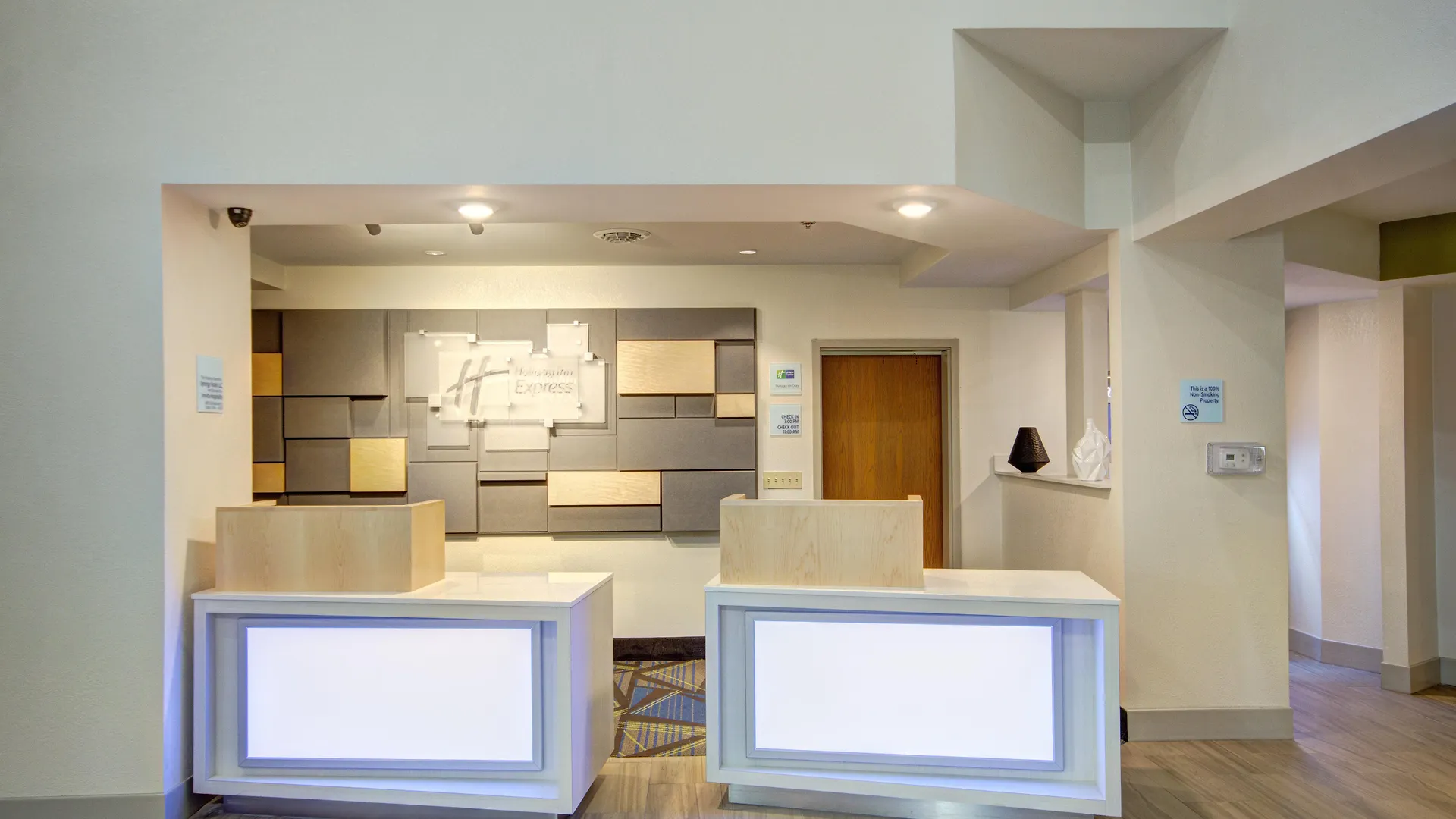 Holiday Inn Express Columbus South - Obetz By Ihg
